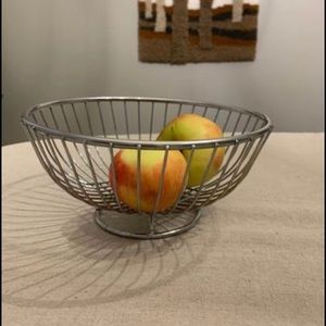 Vintage Fruit Basket 🍎